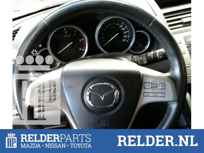 Steering wheel Mazda 6.