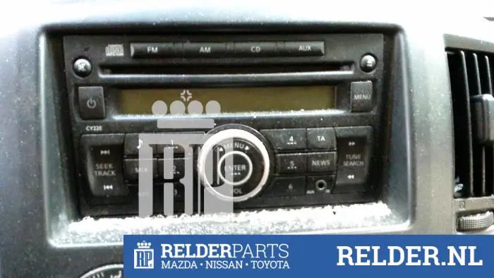 Radio CD player Nissan NV200