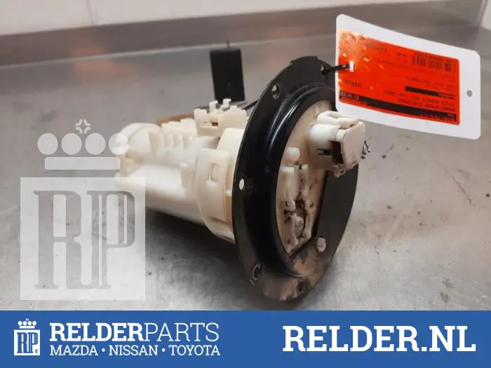 Electric fuel pump Toyota Avensis Verso