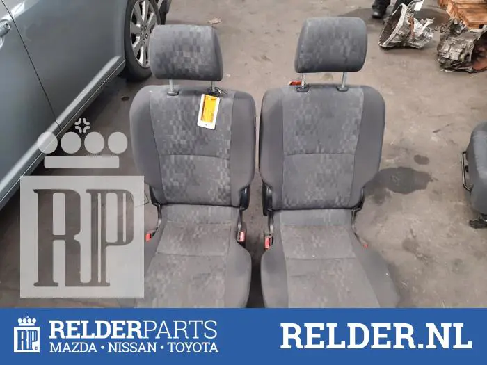 Rear bench seat Toyota Avensis Verso