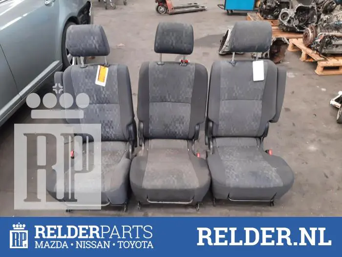 Rear bench seat Toyota Avensis Verso