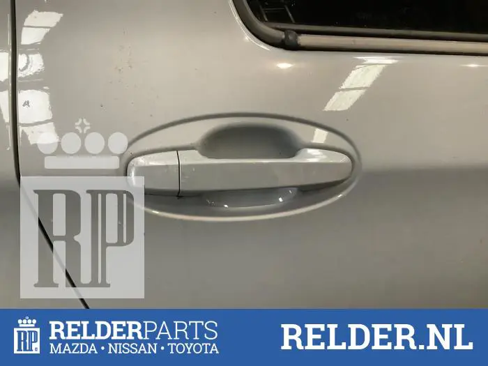 Rear door handle 4-door, right Toyota Yaris