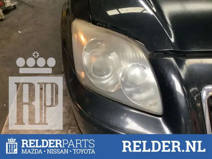 Koplamp rechts Toyota Avensis