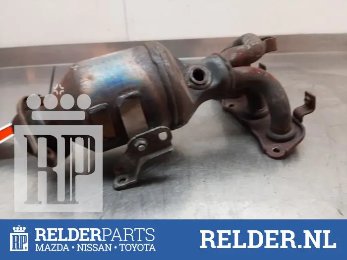 Exhaust manifold + catalyst Toyota Yaris