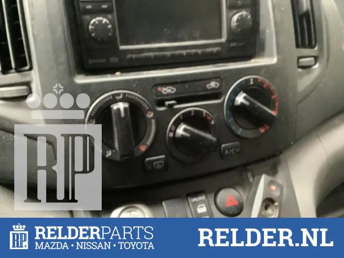 Heater control panel Nissan NV200