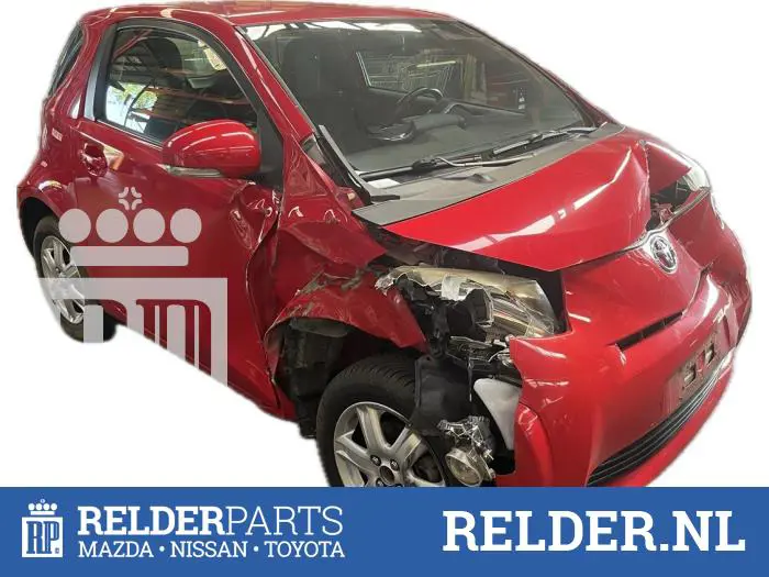 Gurtsrammer links Toyota IQ