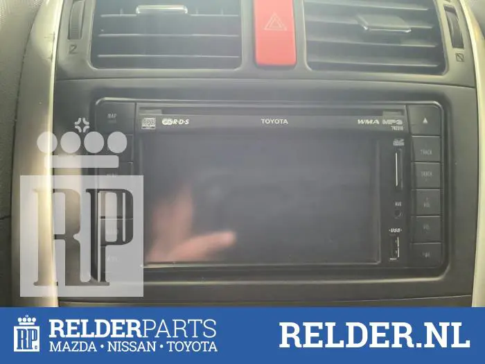 Radio CD player Toyota Auris