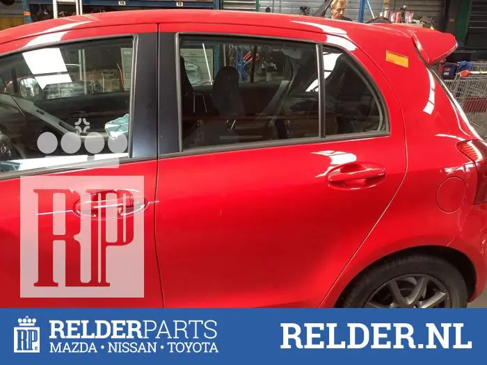 Portier 4Deurs links-achter Toyota Yaris