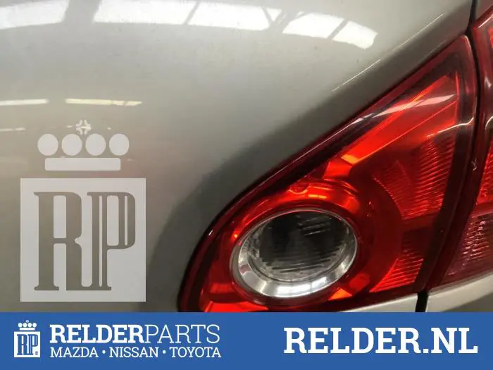 Taillight, right Nissan Qashqai+2