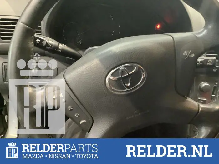 Left airbag (steering wheel) Toyota Avensis