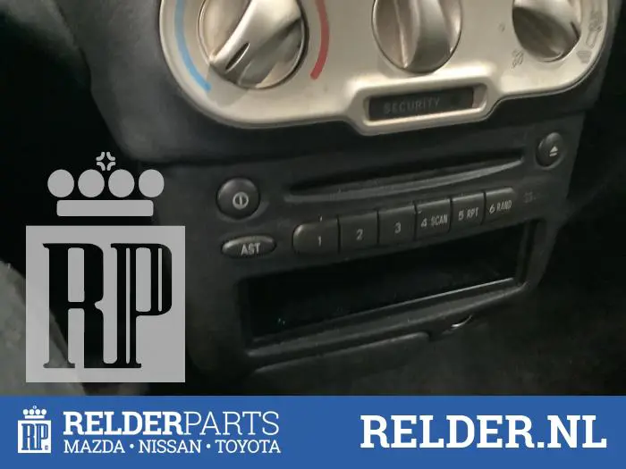 Radio CD player Toyota Yaris Verso